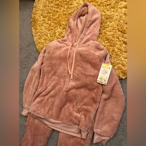 Pink pajamas (with tags)